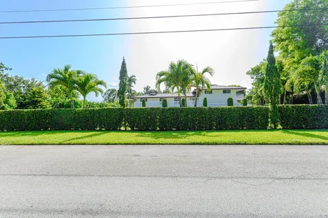 875 NW 120th Avenue Plantation FL 33325
