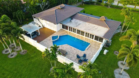 875 NW 120th Avenue Plantation FL 33325