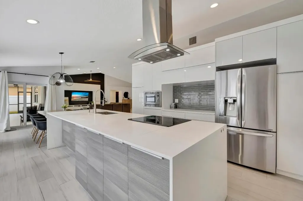 9567 Lake Serena Drive Boca Raton FL 33496