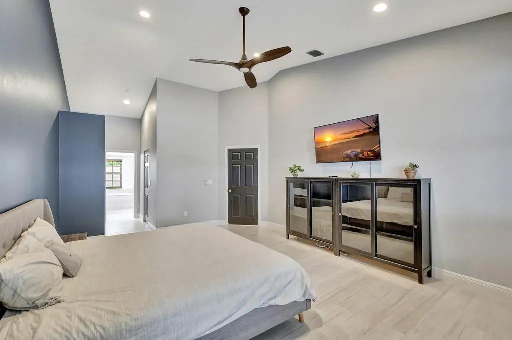9567 Lake Serena Drive Boca Raton FL 33496