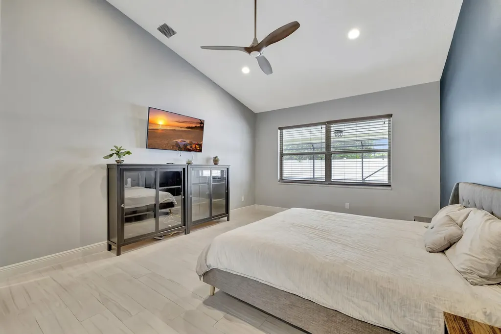 9567 Lake Serena Drive Boca Raton FL 33496