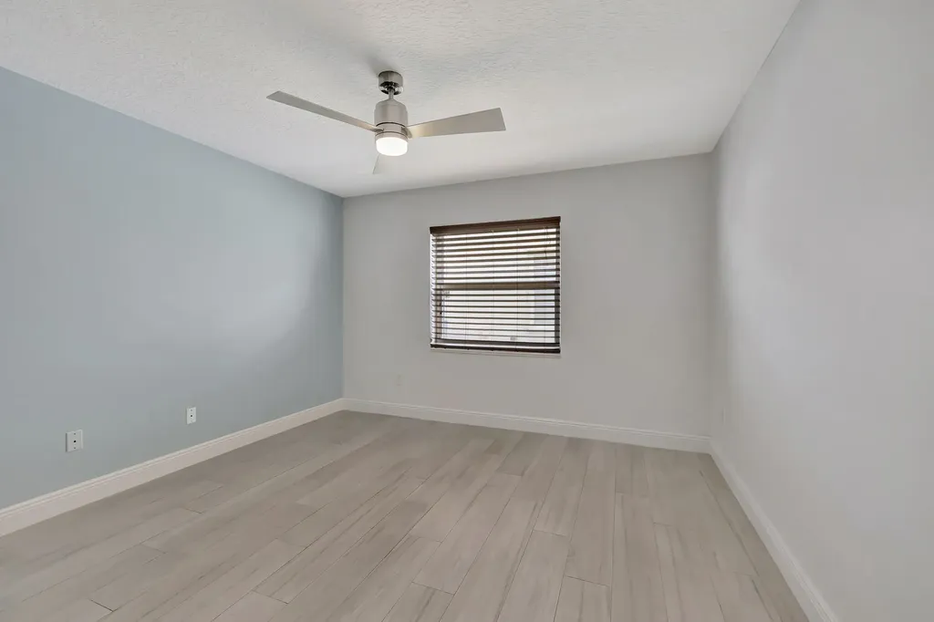 9567 Lake Serena Drive Boca Raton FL 33496