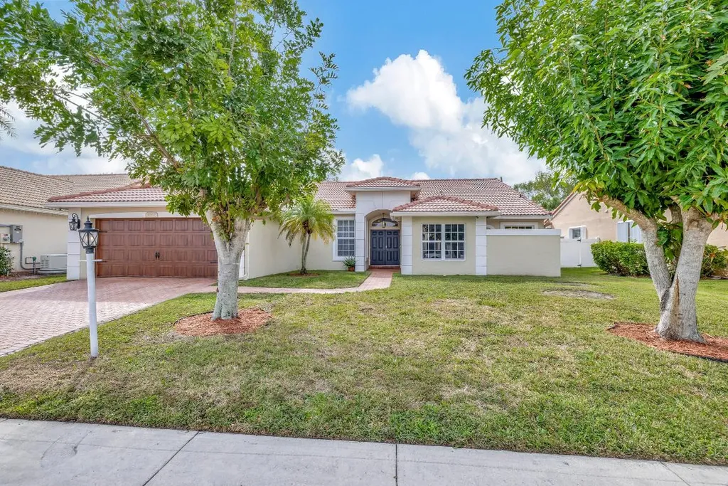9567 Lake Serena Drive Boca Raton FL 33496