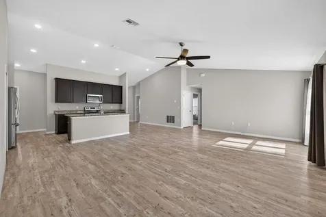 1334 SW Axtell Avenue Port St Lucie FL 34953