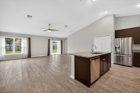 1334 SW Axtell Avenue Port St Lucie FL 34953