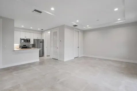 217 Gulfstream Boulevard Boynton Beach FL 33435