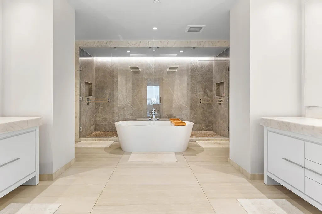 200 SE Mizner Boulevard Boca Raton FL 33432