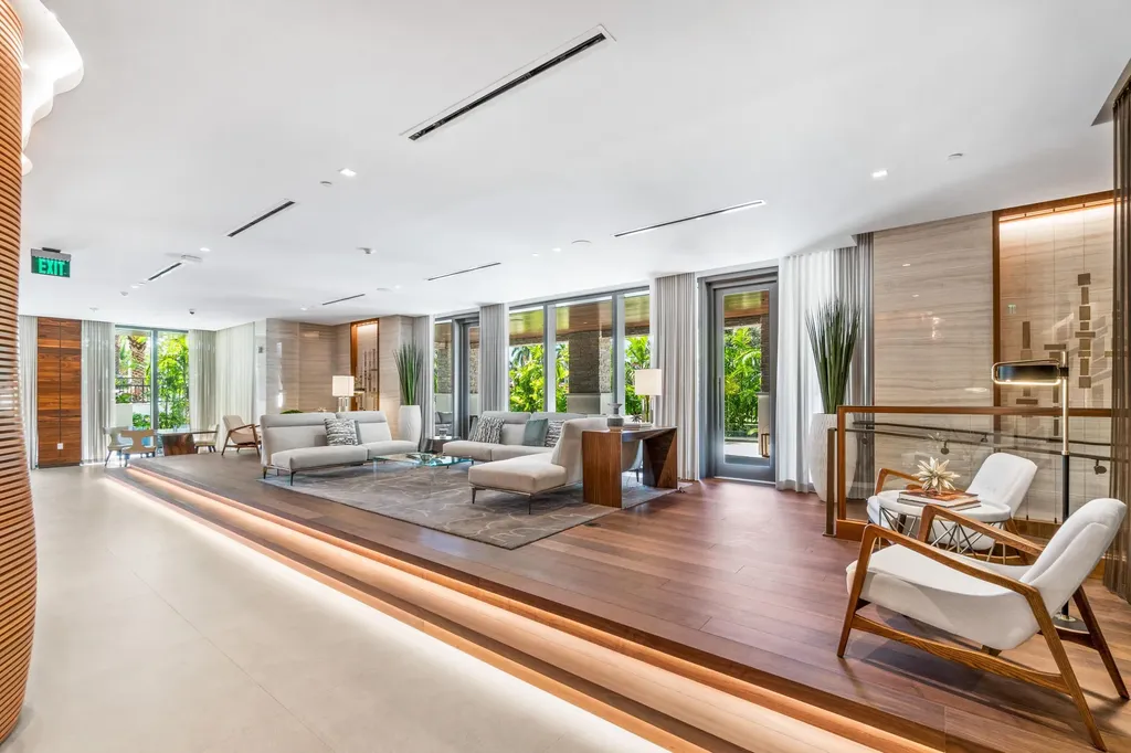 200 SE Mizner Boulevard Boca Raton FL 33432