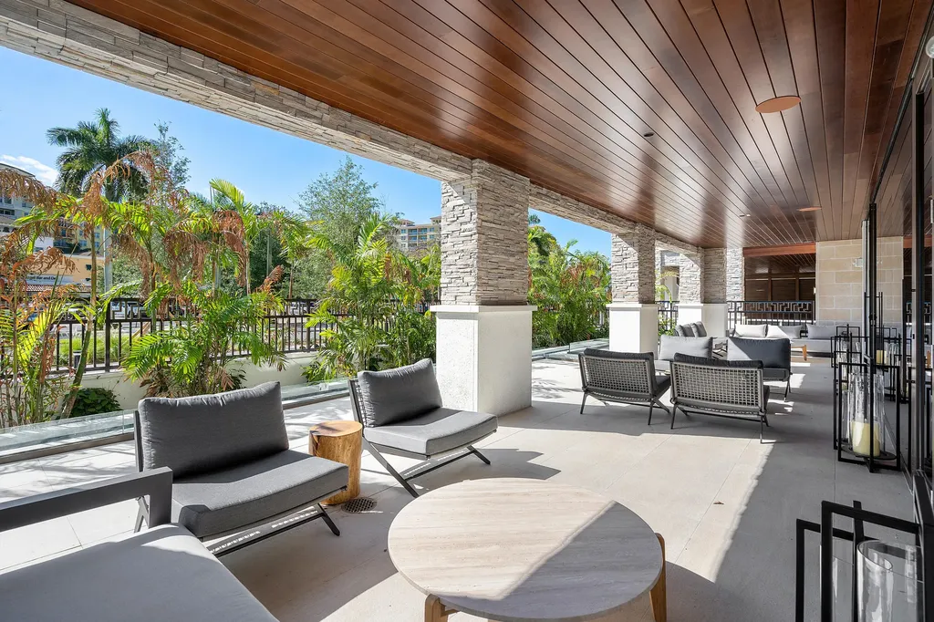 200 SE Mizner Boulevard Boca Raton FL 33432