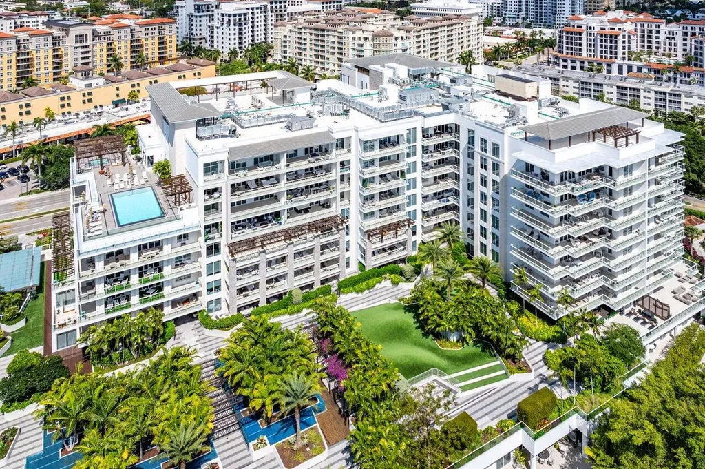 200 SE Mizner Boulevard Boca Raton FL 33432