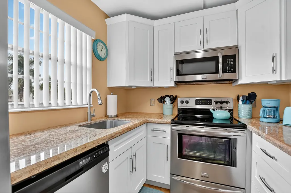 351 Fanshaw I Boca Raton FL 33434