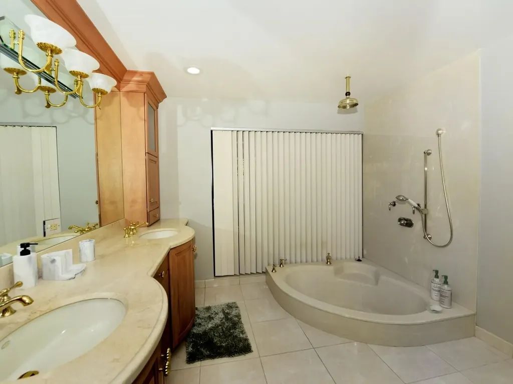 5979 Pinebrook Drive Boca Raton FL 33433