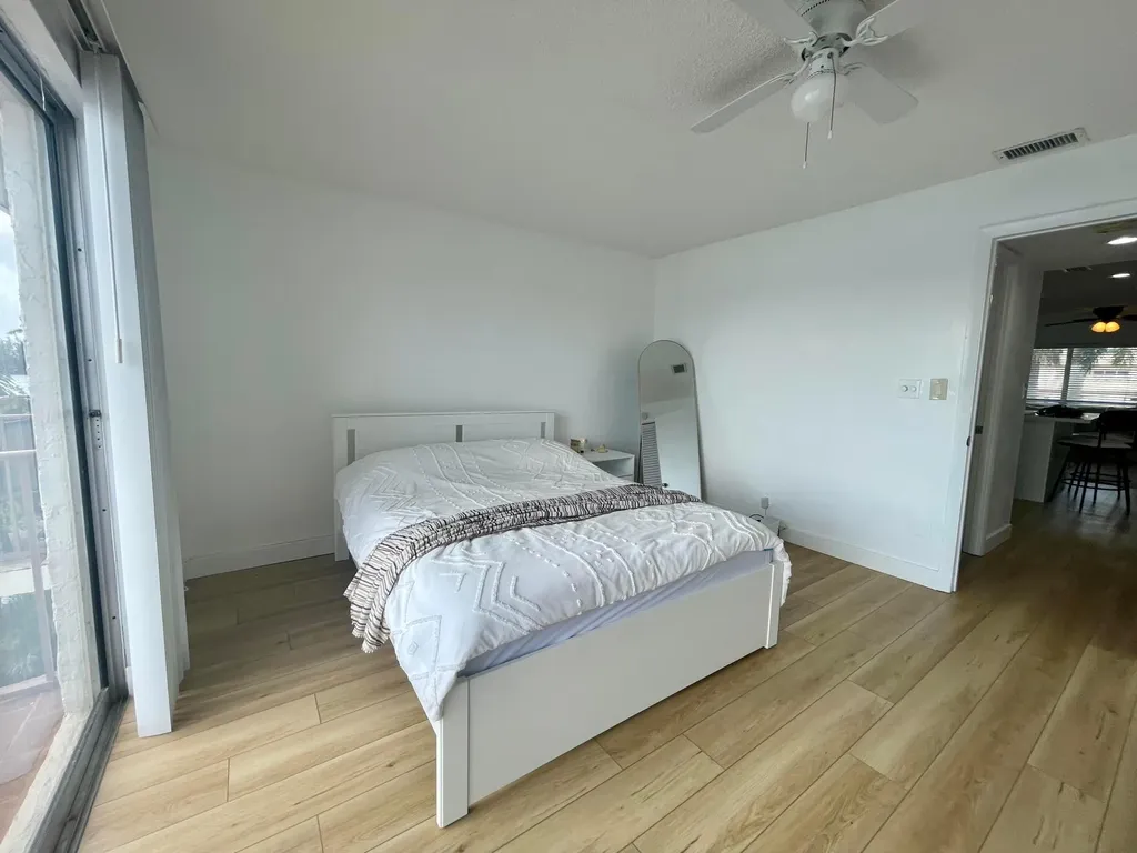 1100 Crystal Lake Drive Deerfield Beach FL 33064