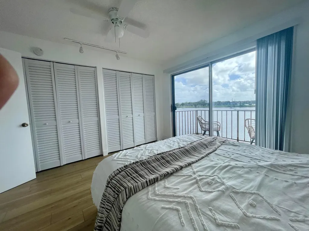 1100 Crystal Lake Drive Deerfield Beach FL 33064