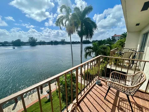 1100 Crystal Lake Drive Deerfield Beach FL 33064