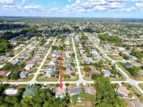 1426 SW Melrose Avenue Port St Lucie FL 34953