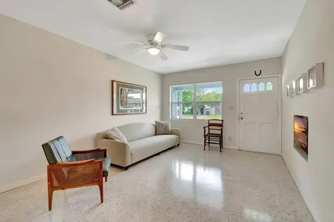 234 NE 20th Street Delray Beach FL 33444