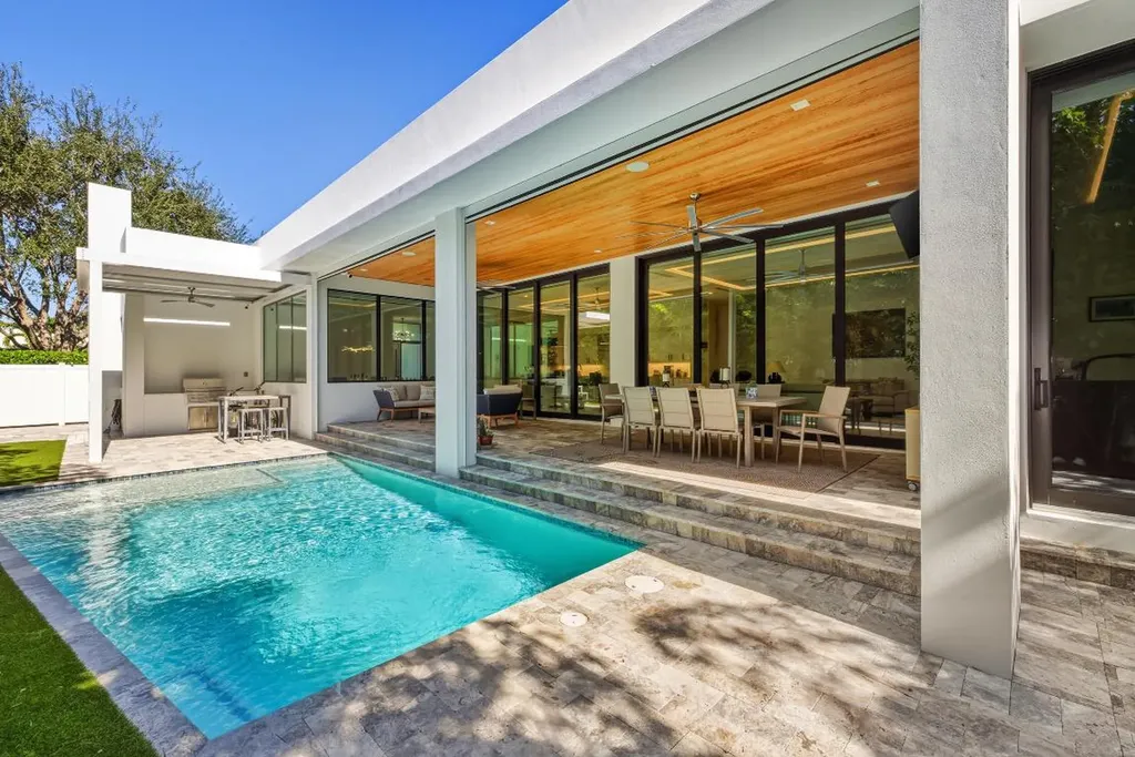 10 Coconut Road Delray Beach FL 33444