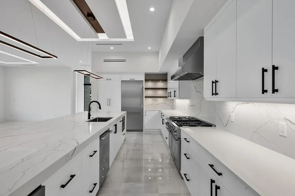 10 Coconut Road Delray Beach FL 33444