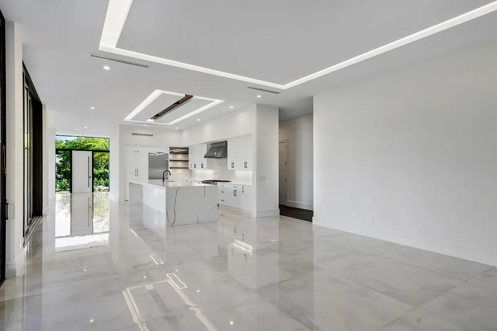 10 Coconut Road Delray Beach FL 33444