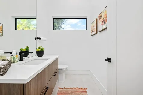 10 Coconut Road Delray Beach FL 33444