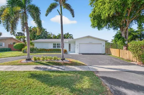 699 NW 16th Avenue Boca Raton FL 33486