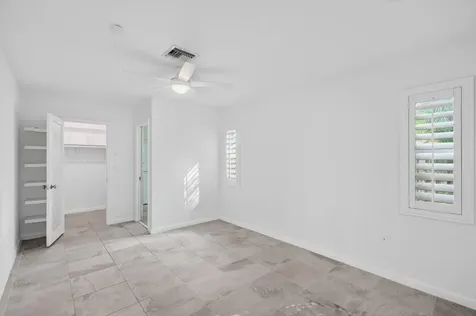 699 NW 16th Avenue Boca Raton FL 33486