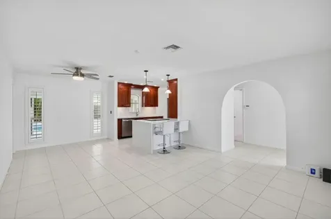 699 NW 16th Avenue Boca Raton FL 33486