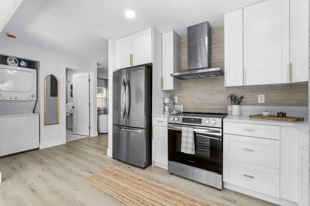 512 49th Street West Palm Beach FL 33407