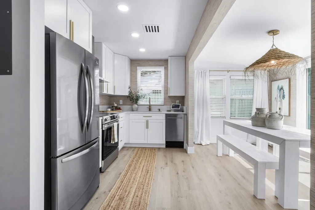 512 49th Street West Palm Beach FL 33407
