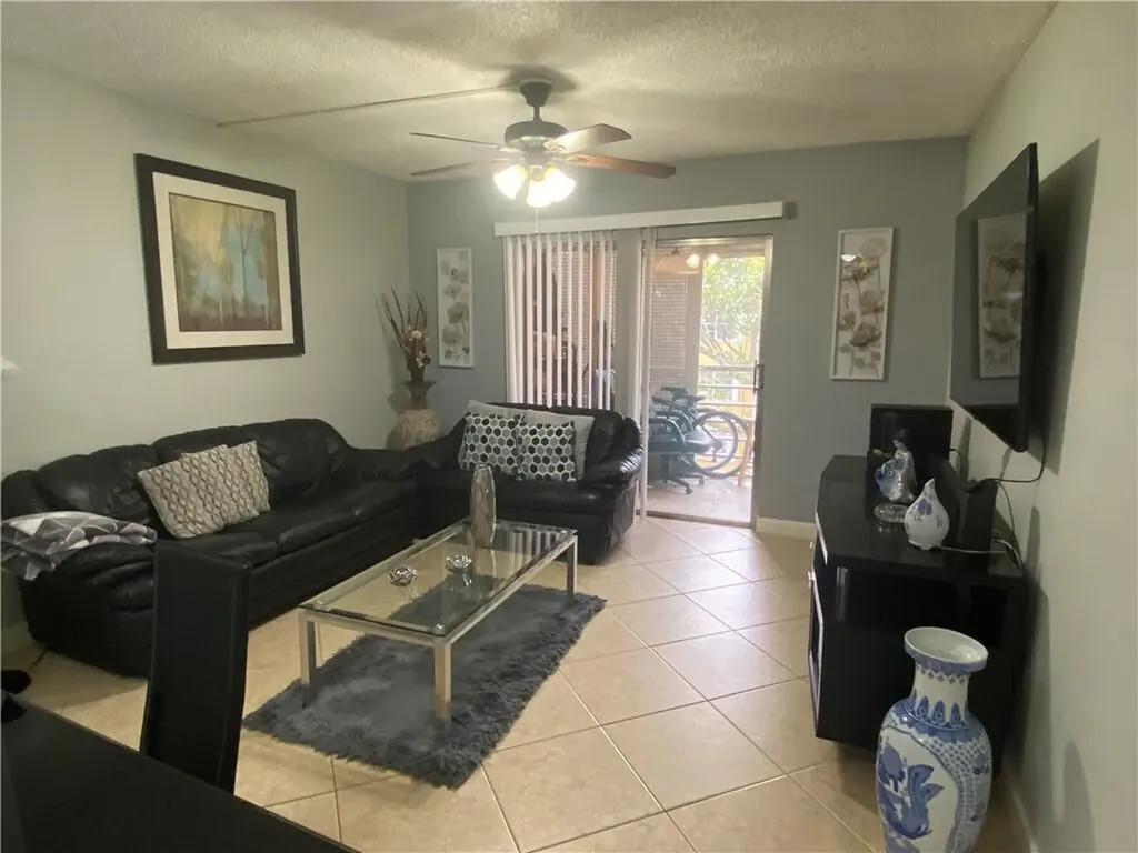 4374 NW 9th Avenue Deerfield Beach FL 33064