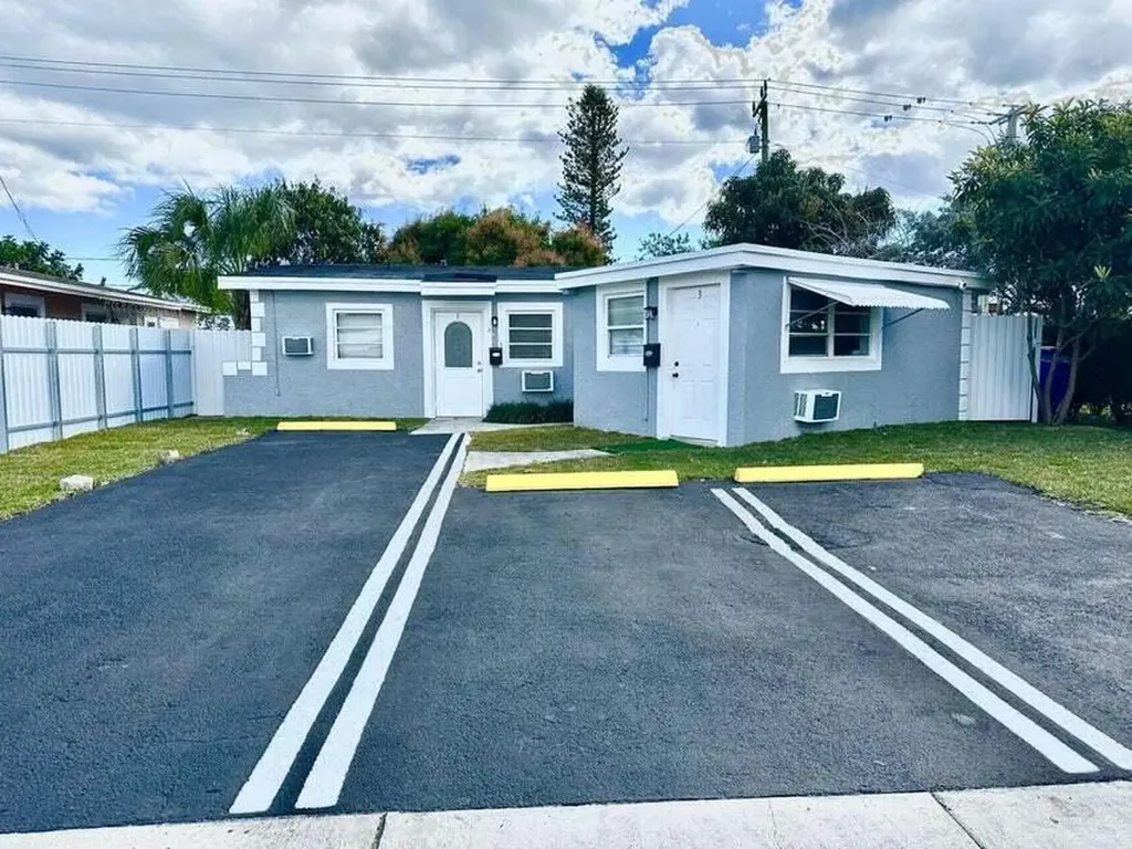 3670 NE 15th Avenue Pompano Beach FL 33064