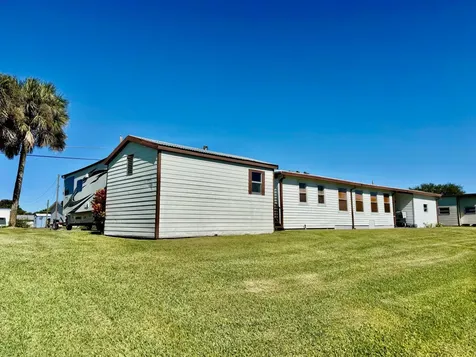 1924 SE 30th Street Okeechobee FL 34974