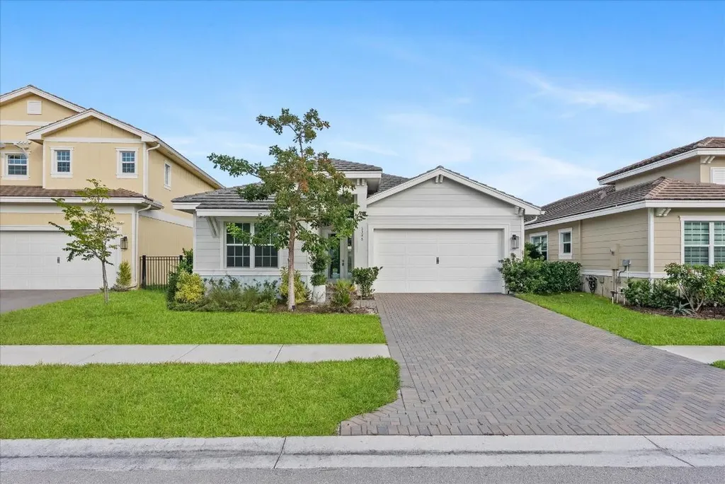 1346 Harvester Crossing Loxahatchee FL 33470
