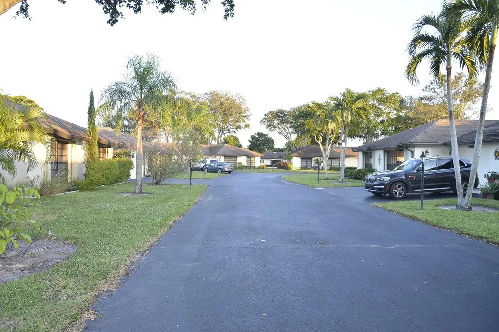 10054 Eaglewood Road Boynton Beach FL 33436
