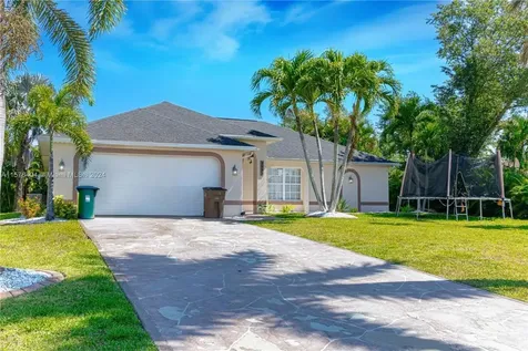 2043 NW 6th Terrace Cape Coral FL 33993