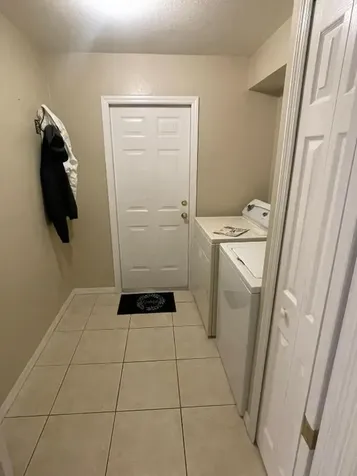 2043 NW 6th Terrace Cape Coral FL 33993