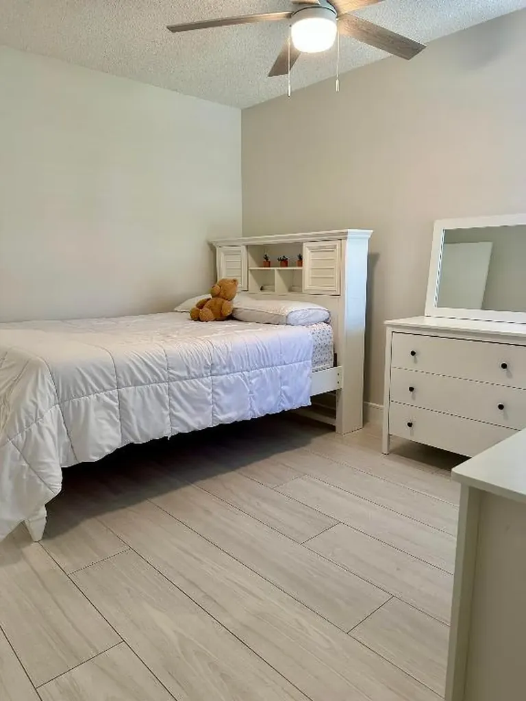 22670 Vistawood Way Boca Raton FL 33428