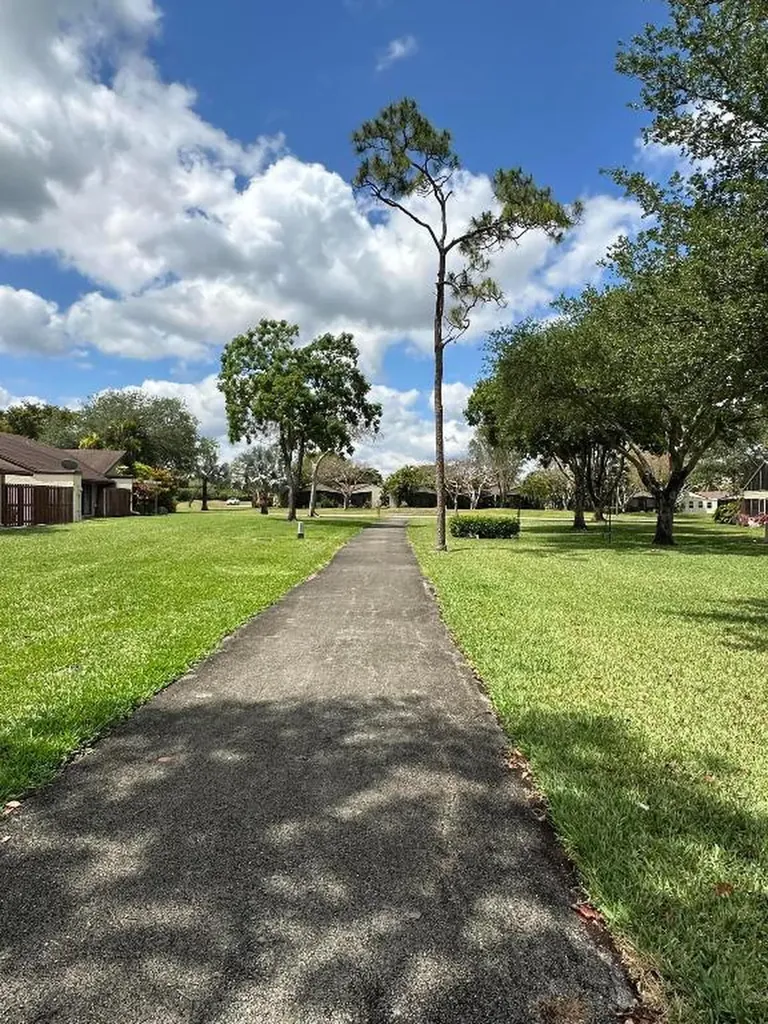 22670 Vistawood Way Boca Raton FL 33428