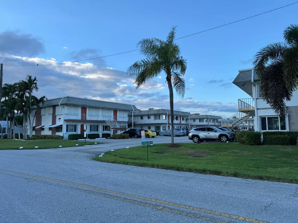 3362 Cynthia Lane Lake Worth Beach FL 33461
