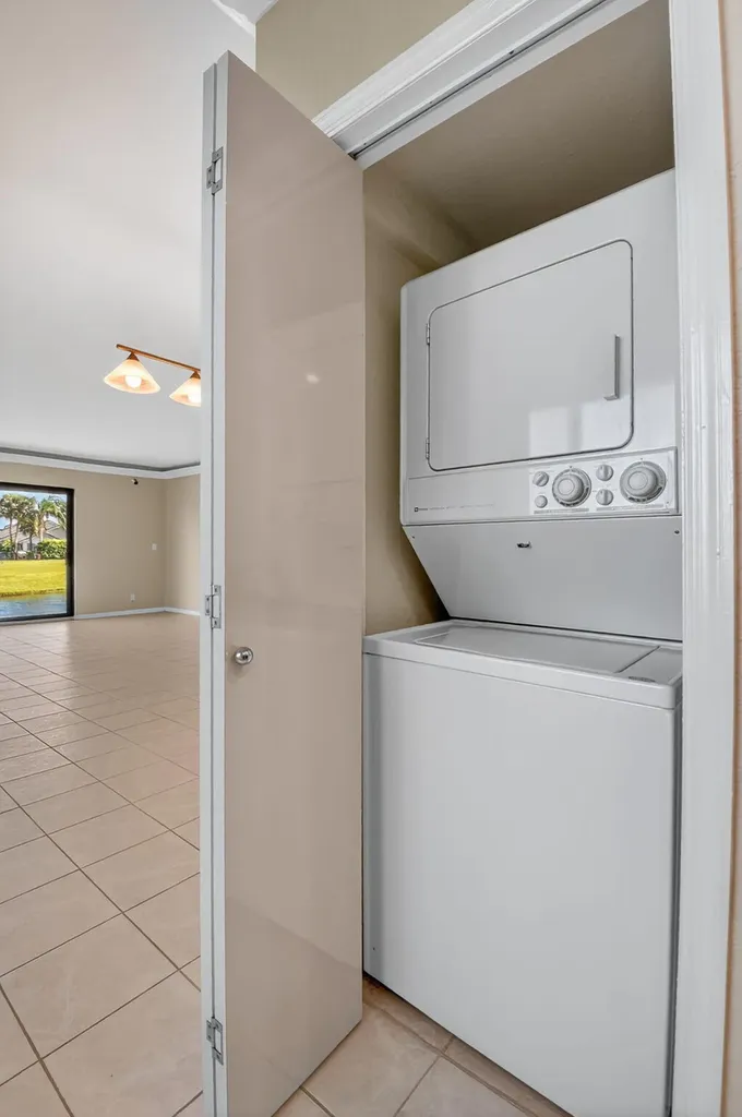 900 Greensward Lane Delray Beach FL 33445