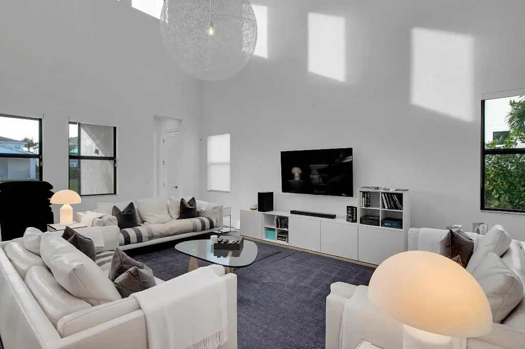 7480 NW 26th Way Boca Raton FL 33496