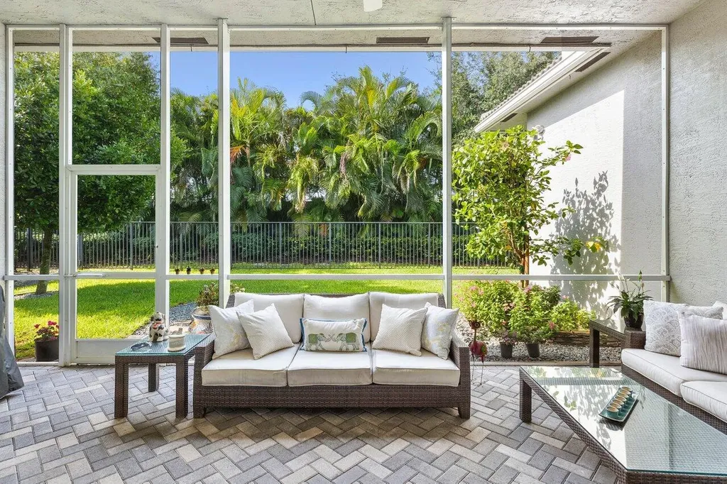 9037 Golden Mountain Circle Boynton Beach FL 33473