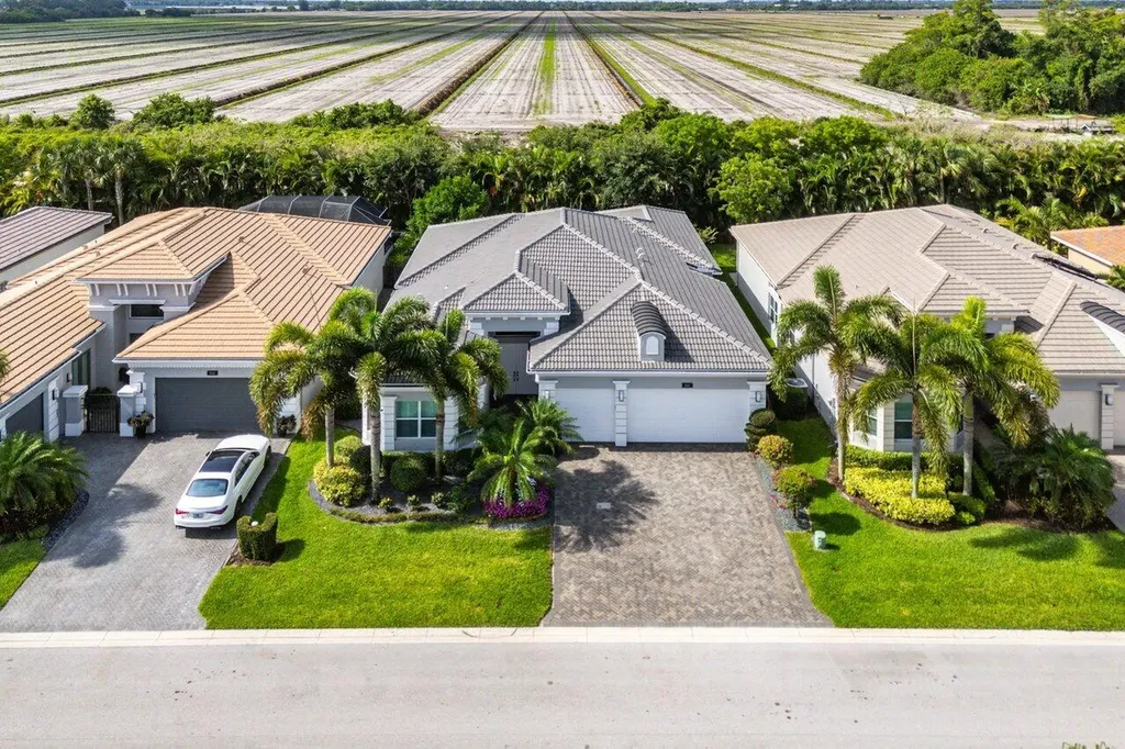 9037 Golden Mountain Circle Boynton Beach FL 33473