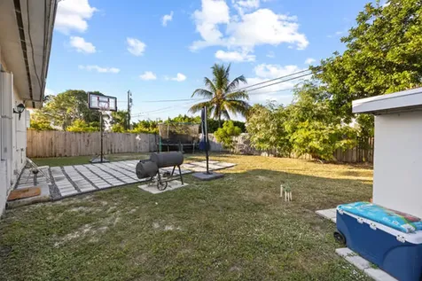 430 W 25th Street Riviera Beach FL 33404