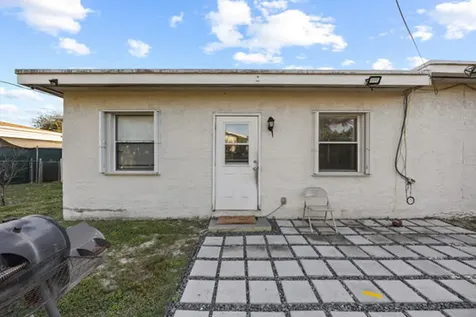 430 W 25th Street Riviera Beach FL 33404
