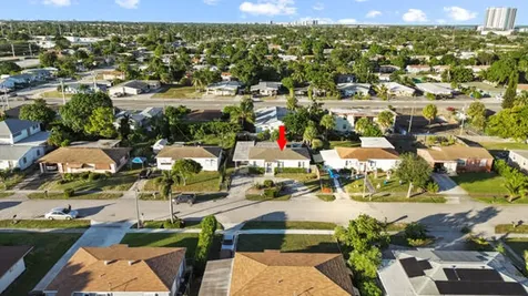 430 W 25th Street Riviera Beach FL 33404