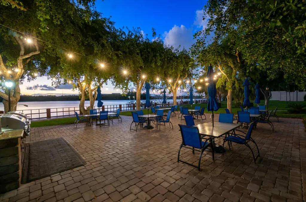 2121 N Ocean Boulevard Boca Raton FL 33431