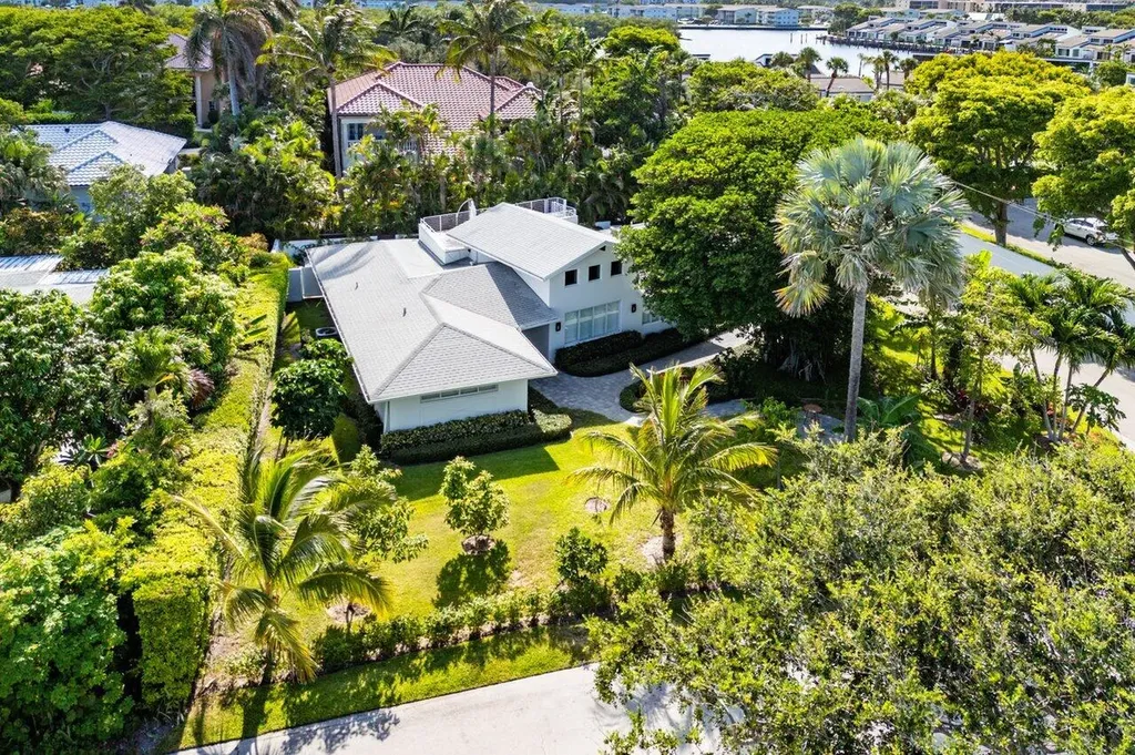 6130 Ridge Lane Ocean Ridge FL 33435
