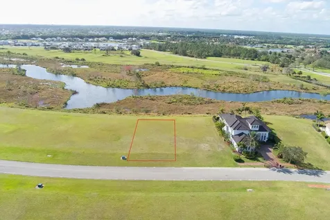 138 SE Tramonto Street Port St Lucie FL 34984